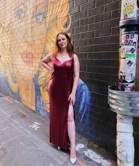 Ashleigh Burton art pornstar pictures