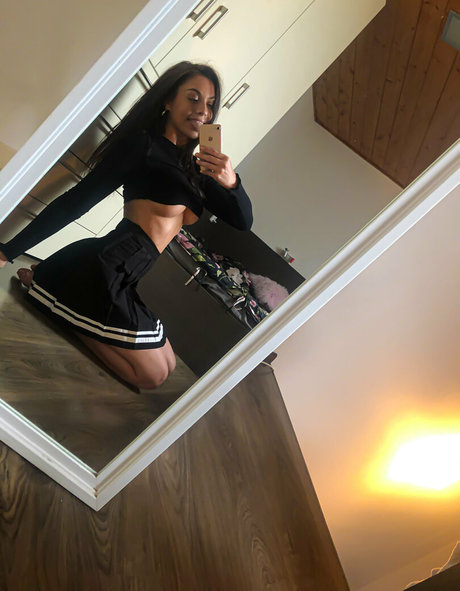 Sabrisse model nude photos