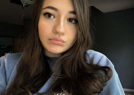 Bananabrea free actress photo