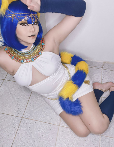 natylikespizza nudes model galleries