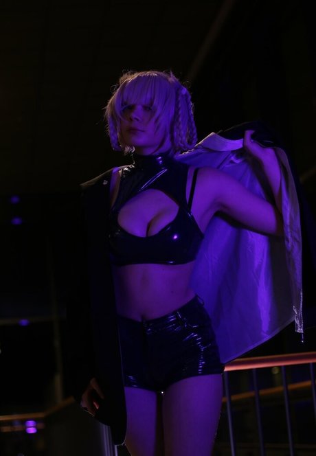 DieHanane hot actress pic