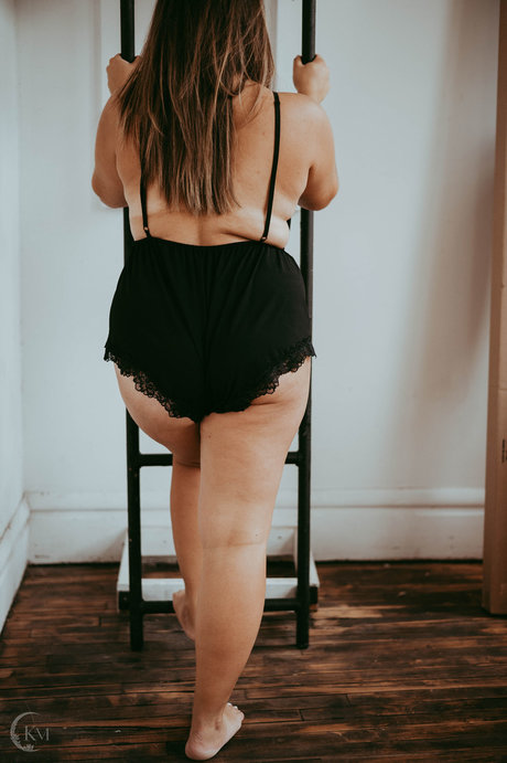 Olivia Bennett pornstar archive