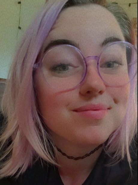 Olive2fuk nudes model images