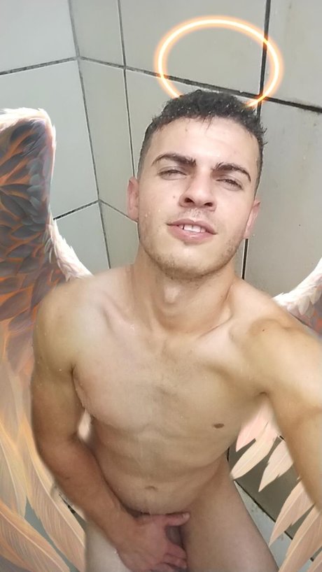 _ohdennys hot star photo