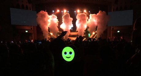 Officialtoekneeswanson best model picture