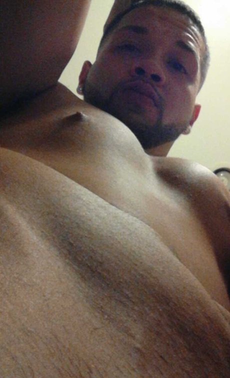 Onlyboy uncovered nice model photos