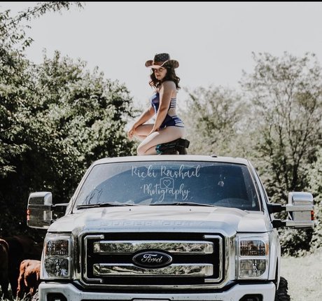 Octavia Blaze model pretty img