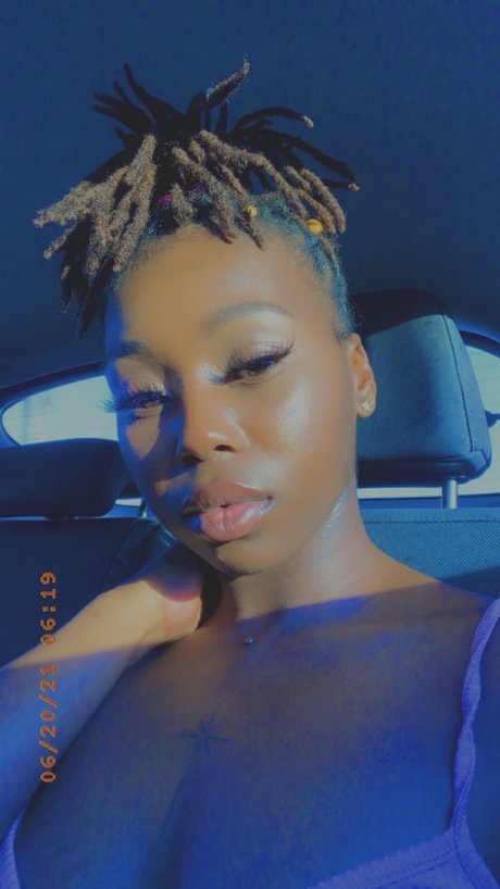 Nova2222 star art img