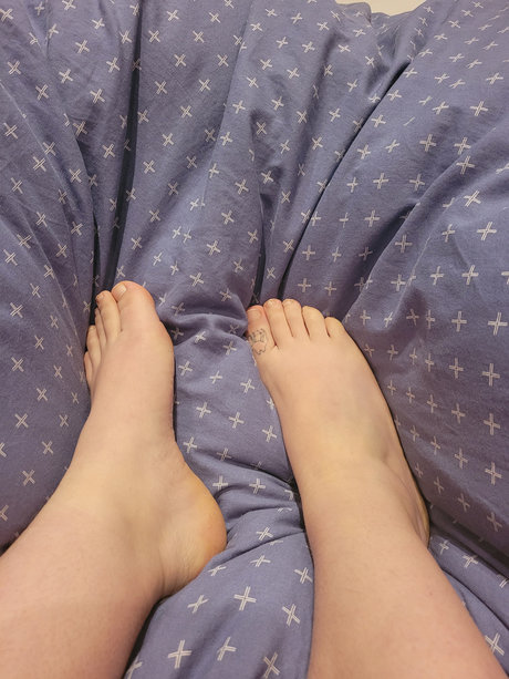 Caty naked star image