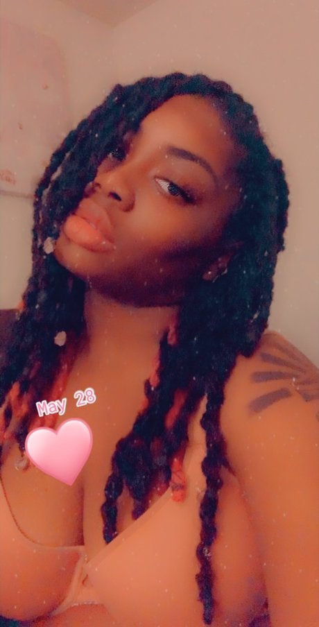 Nola Darling adult star image