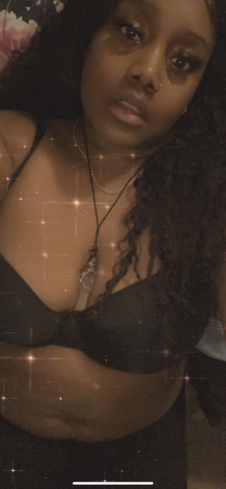 Cole_ model hot picture