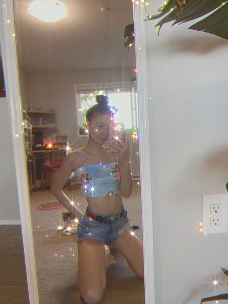 Kira Dawn FREE high quality pornstar photos