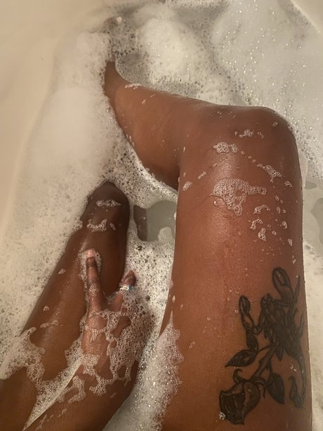 SunnyD_ pornstar naked gallery