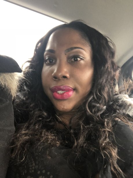 nikkiww2 free model photos