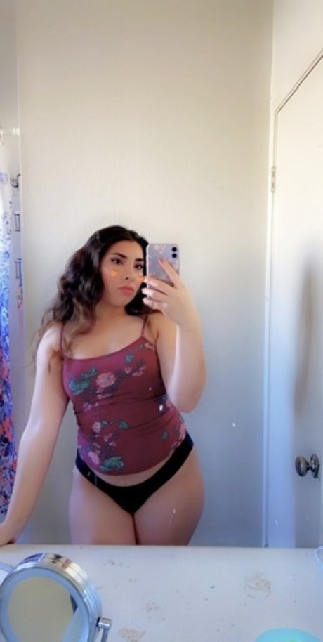 Xoxo Kisses_ adult star pictures