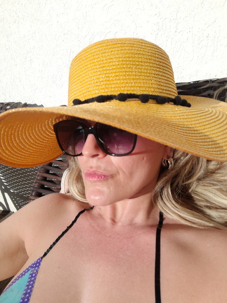 Paula Milk star hd picture