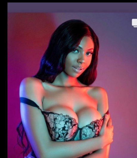 Paris Sin model best pics