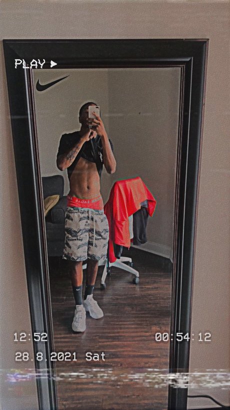 SEXYPaPi V xxx actress pictures