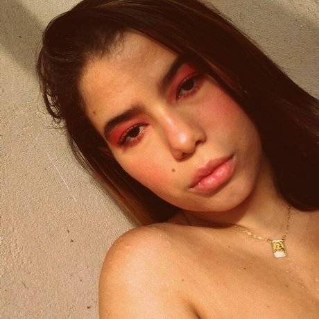 Patr cia Almeida star hot pics