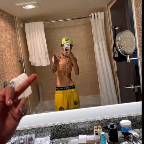 Trans Daddy nice model photos