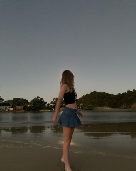 asti model beautiful photo