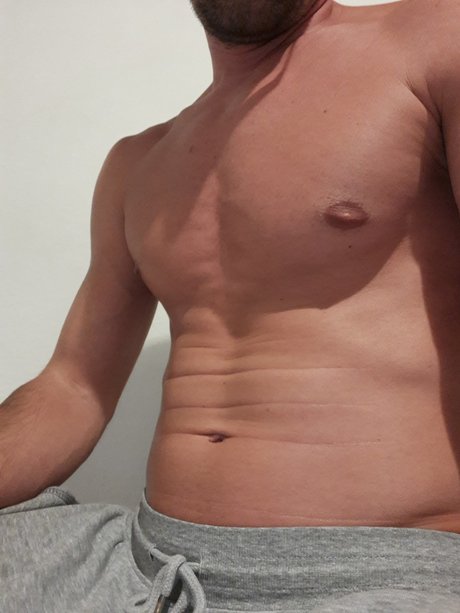 outdoorisbest naked actress pictures