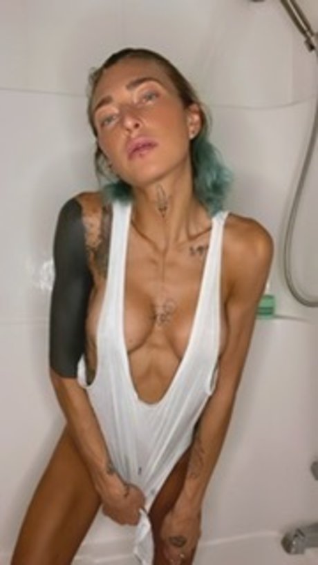 Oryx et Mar star nude archive