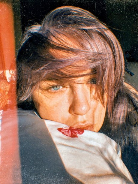 Orla Blue beautiful model pic