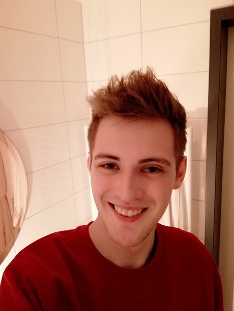 onkelbert sex model photo