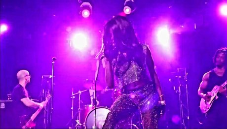 PRETTY BLACKMORE star pretty photos