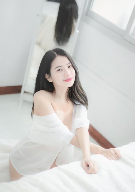 THIDARAT H_ perfect model pictures