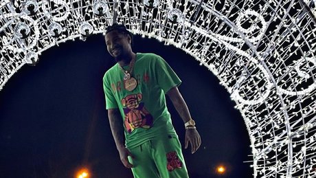 TJ Polo nice model photo