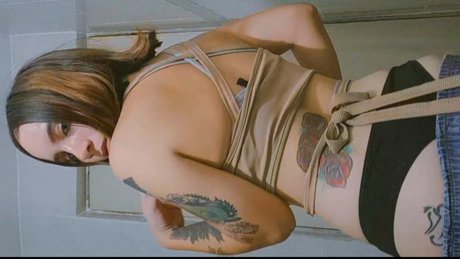 _n Gag adult model img