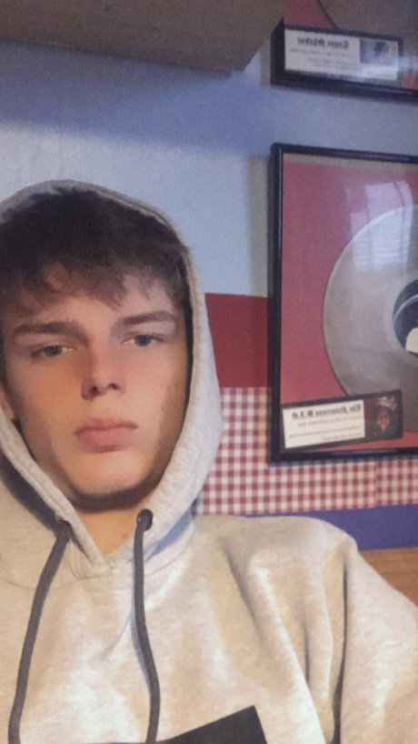 Plump piggy nudes model galleries