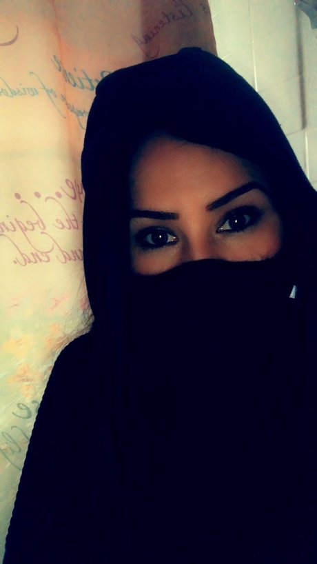 Pink Pocket hd model galleries