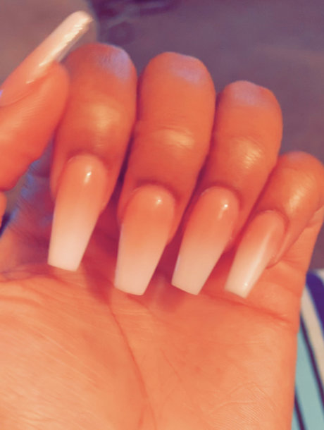 Mango piggies model nude photo