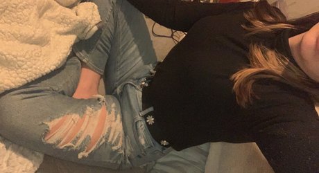 Scarlett June model adult picture