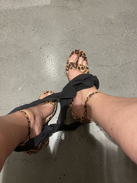 Tabatha sexy actress photo