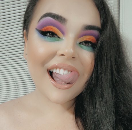 Peytie_ art pornstar gallery