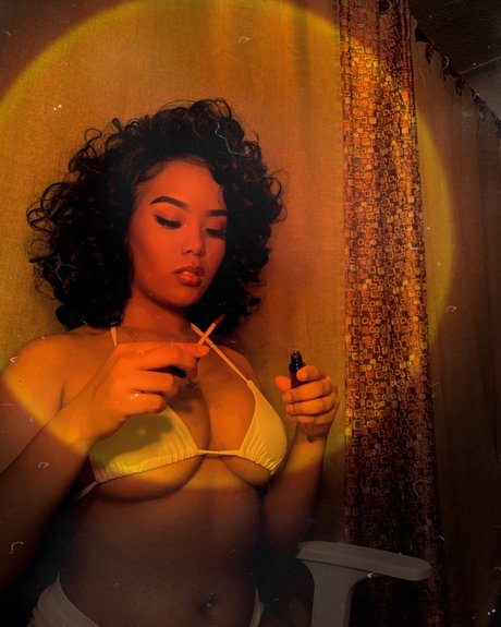 Queen Parker model nudes picture