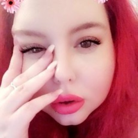 Goddess Michelle star pornographic photos