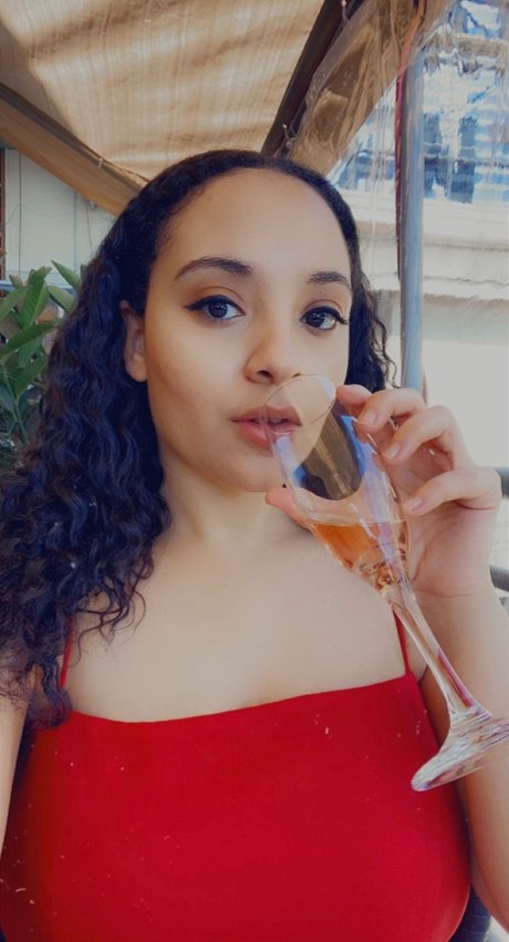 Queen Peach_ model porn galleries