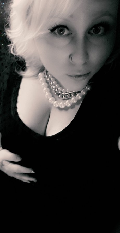 BBW420 beautiful star pic