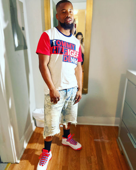 Darius Bates nude star pictures