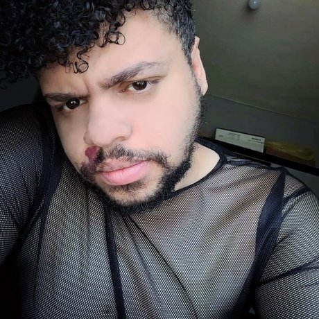 Renan Lawd sexy star img