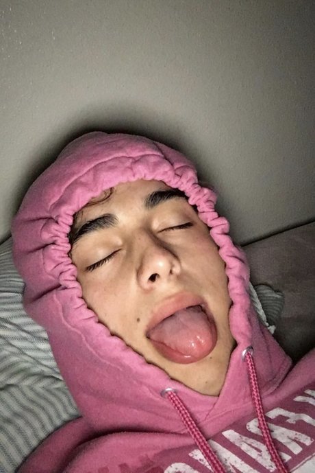 Richardbby model beautiful pictures