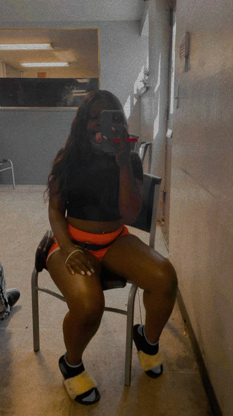 Ressie erotic star pic