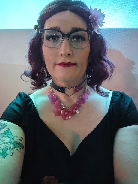 Ren e Hazlet RenniTinkerDork_ sex model gallery