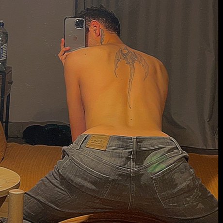 Reign flinch sex star pics