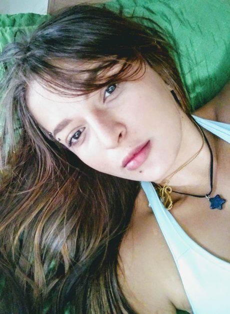 Red Blanc_ model photo